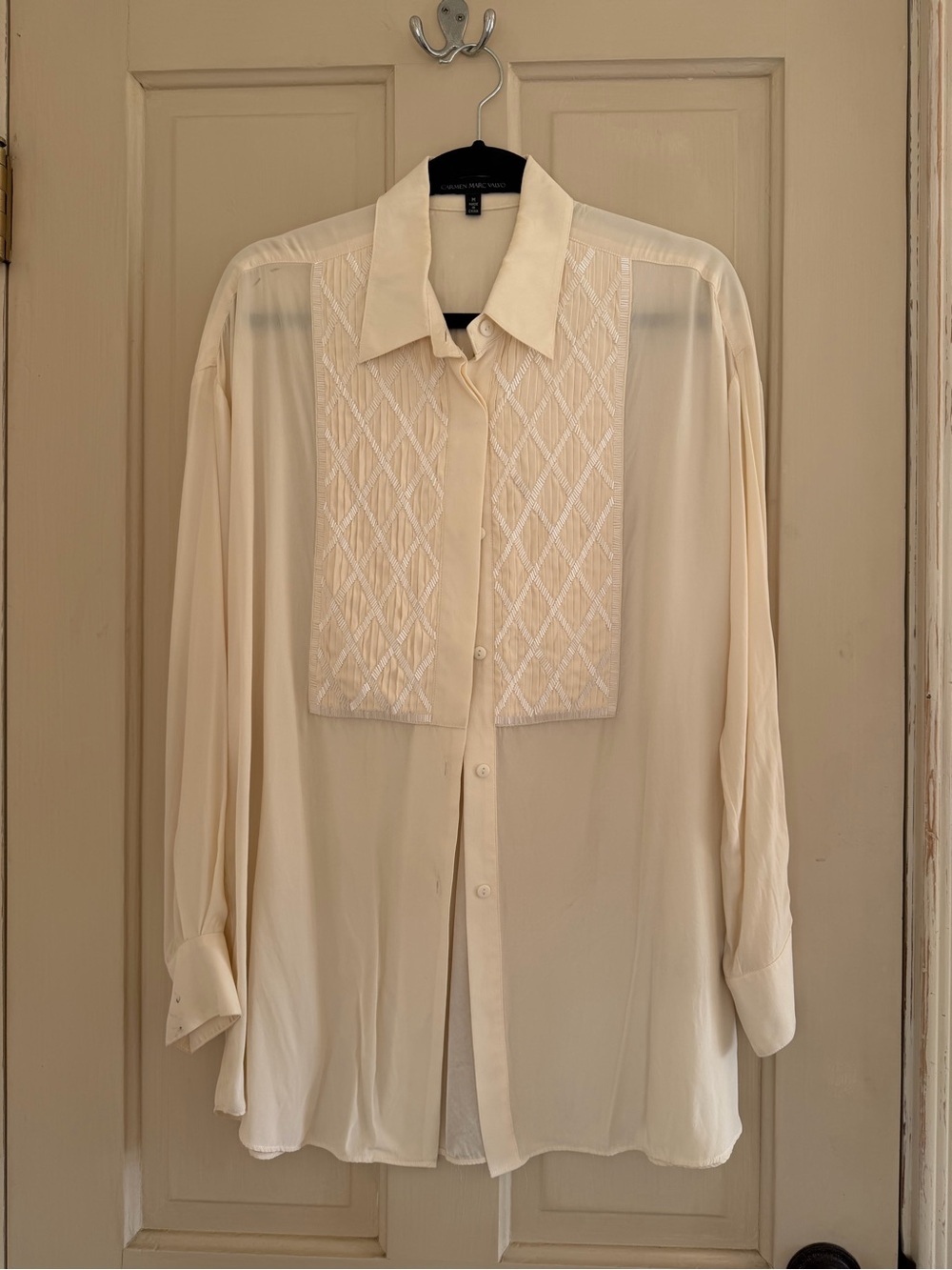 Carmen Marc Valvo Cream Silk-Look Collared Blouse
